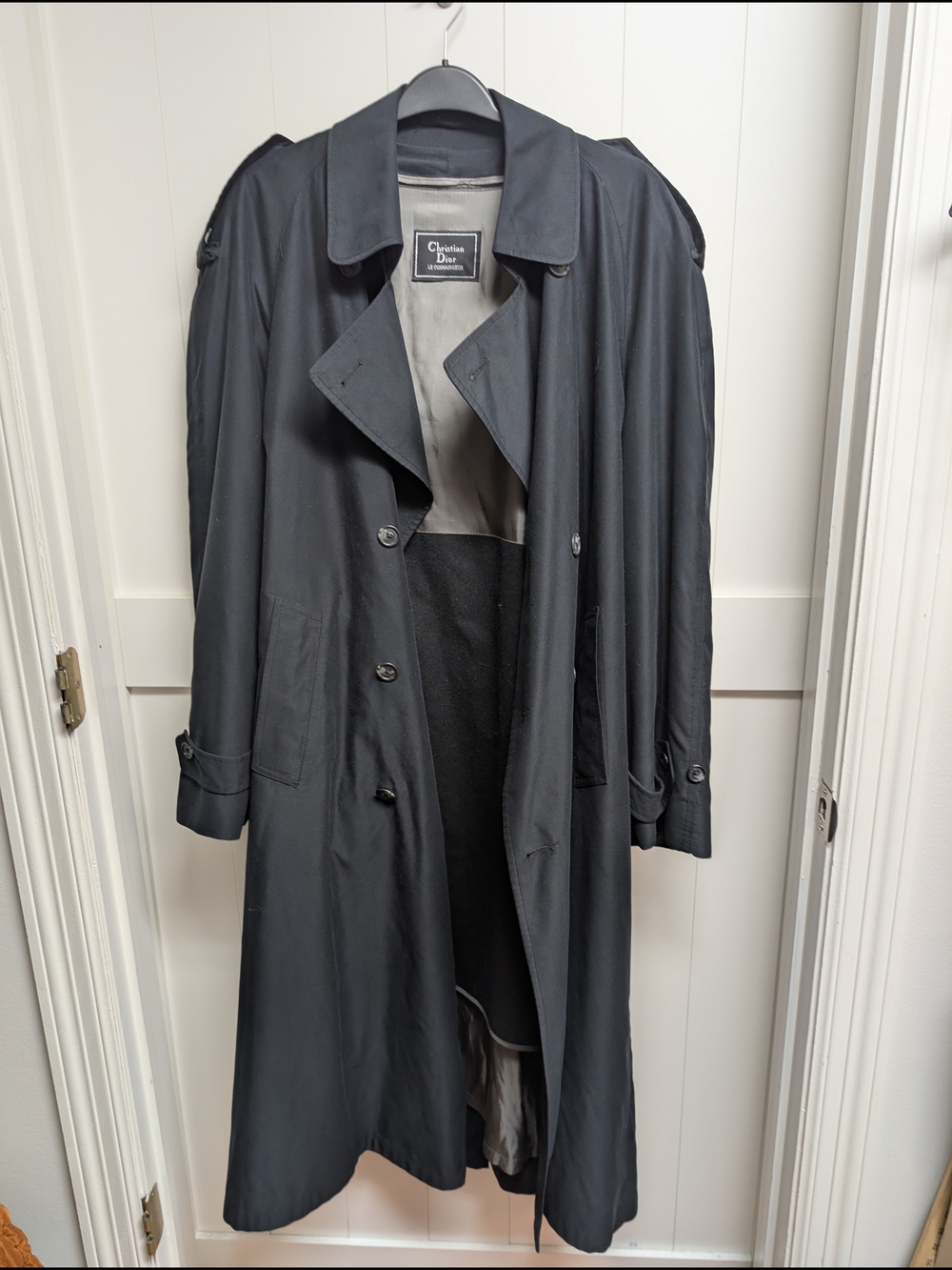 Christian Dior Le Connaisseur Men’s Black Trench Coat, 40L